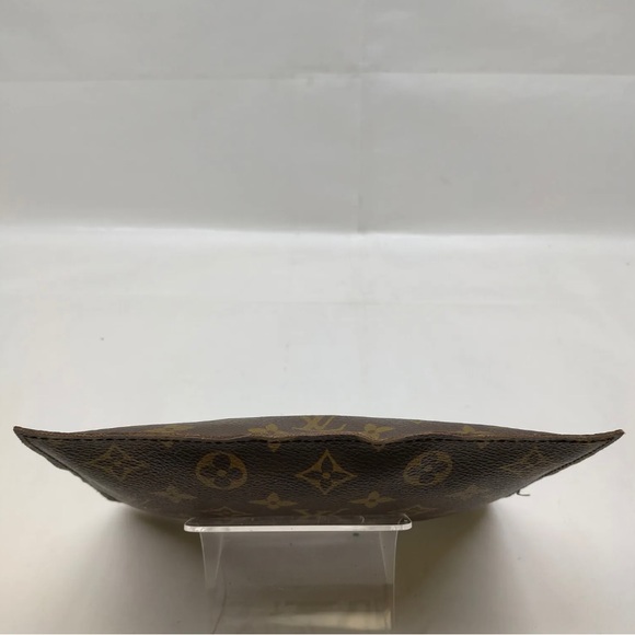 Louis Vuitton Randonnee Accessory Pouch - Picture 5 of 9